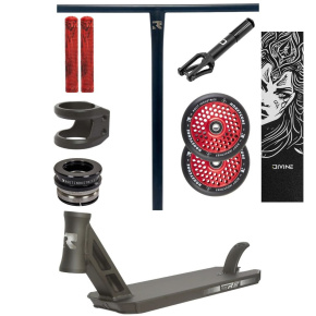 Custom freestyle koloběžka Root Signature Viktor Syrovátko