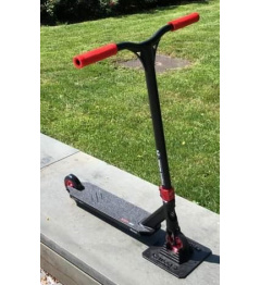 Scootshop.cz Custom Longway X Bestial Wolf koloběžka černo červené