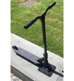 Scootshop.cz Custom Longway X Bestial Wolf koloběžka černá